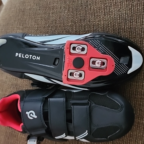 Women's Peloton cycling shoes. Perfect condition n only worned twice! - Picture 6 of 12